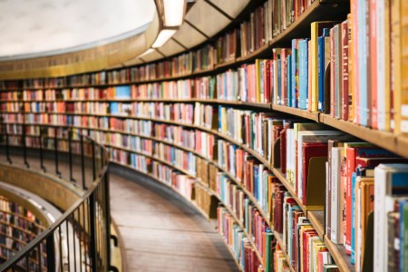 Àllai. Avisu manifestatzioni de interessu po sa frunidura de librus a sa biblioteca comunali