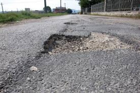 Zrofolliu. Strada provintziali n.9 totu arrogada: is sìndigus de Sabarussa e Zrofolliu scriint a sa Provìntzia
